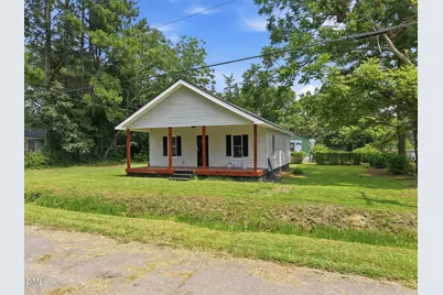 302 W 1st Street, Princeton, NC 27569 - Photo 6