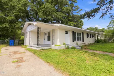 605 Sunnyside Lane W, Wilson, NC 27893 - Photo 2