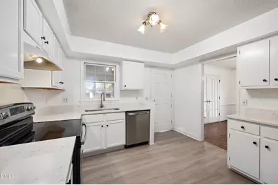 701 N Carr Street, Mebane, NC 27302 - Photo 6