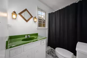 701 N Carr St, Mebane, NC 27302 - Photo 20