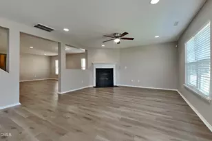 514 Kerriann Ln, Clayton, NC 27520 - Photo 4