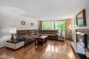 425 Brookside Dr, Chapel Hill, NC 27516 - Photo 12