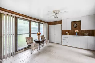 425 Brookside Dr, Chapel Hill, NC 27516 - Photo 20
