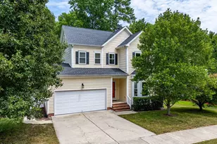 305 Chapel Valley Ln, Apex, NC 27502 - Photo 2