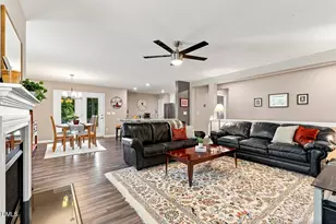 101 Autumn Crest Ln, Fuquay-Varina, NC 27526 - Photo 10