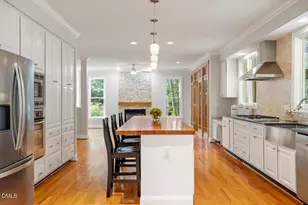 305 Wyndham Dr, Chapel Hill, NC 27516 - Photo 22
