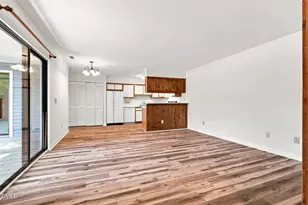 400 Summerwalk Cir, Chapel Hill, NC 27517 - Photo 14