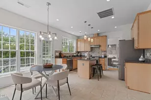 206 Redwood Park Dr, Morrisville, NC 27560 - Photo 2