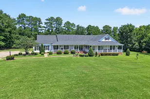 606 Country Ln, Cary, NC 27513 - Photo 2