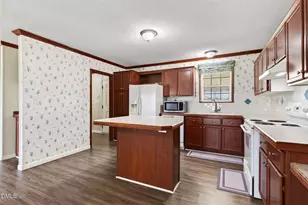 8505 Ransom Ln, Kenly, NC 27542 - Photo 4