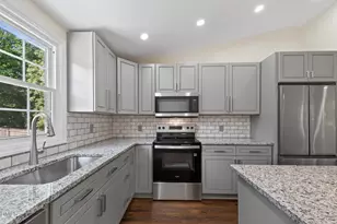 7101 Shellburne Dr, Raleigh, NC 27612 - Photo 16