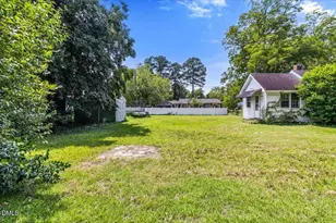 700 N Webb St, Selma, NC 27576 - Photo 32