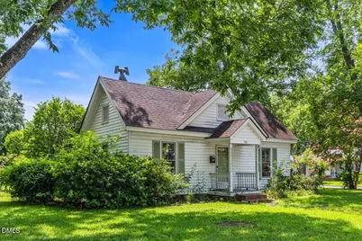 700 N Webb Street, Selma, NC 27576 - Photo 2