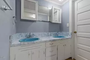 700 N Webb St, Selma, NC 27576 - Photo 14
