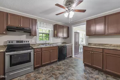 700 N Webb Street, Selma, NC 27576 - Photo 22