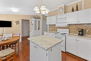 9007 Old Cascade Dr, Garner, NC 27529 - Photo 12