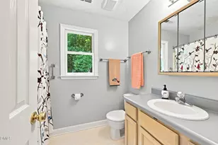1020 Oakwater Dr, Garner, NC 27529 - Photo 20