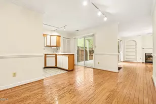 434 Summerwalk Cir, Chapel Hill, NC 27517 - Photo 6