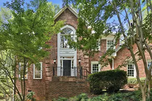 104 Chesley Ln, Chapel Hill, NC 27514 - Photo 2