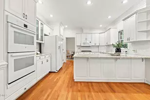 104 Chesley Ln, Chapel Hill, NC 27514 - Photo 10