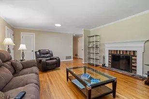 4100 Picardy Dr, Raleigh, NC 27612 - Photo 16
