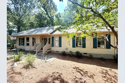 6 Burnwood Place, Chapel Hill, NC 27517 - Photo 2