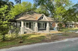 510 E Rose St, Smithfield, NC 27577 - Photo 1