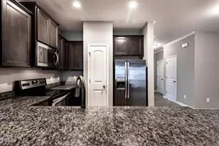1084 Kenross Dr, Burlington, NC 27215 - Photo 8