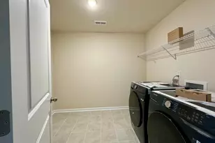 241 Ribbon Rail St, Fuquay-Varina, NC 27526 - Photo 34