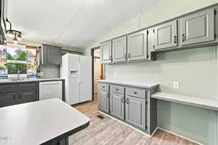 313 Wright Rd, Vass, NC 28394 - Photo 16