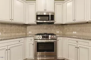 1104 Broadcreek Dr, Fuquay-Varina, NC 27526 - Photo 16