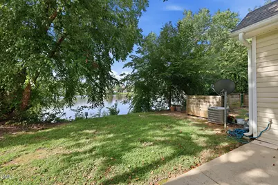 360 E Willhaven Drive, Fuquay-Varina, NC 27526 - Photo 8