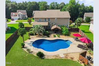 253 Winding Oak Way, Clayton, NC 27520 - Photo 2