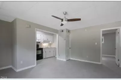 210 Colonial Drive, Fayetteville, NC 28301 - Photo 6