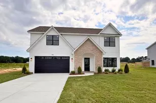 1556 Eastbay Dr, Fayetteville, NC 28312 - Photo 1