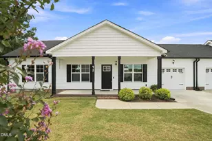 72 Leisure Ave, Four Oaks, NC 27524 - Photo 2
