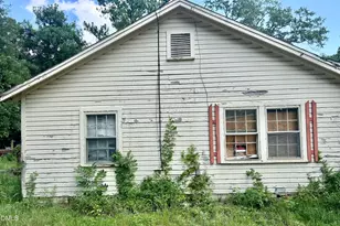 344 E Vance St, Laurinburg, NC 28352 - Photo 2