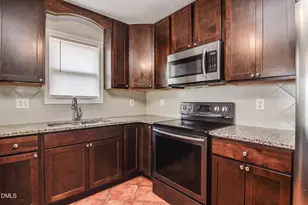 310 S Webb St, Selma, NC 27576 - Photo 12