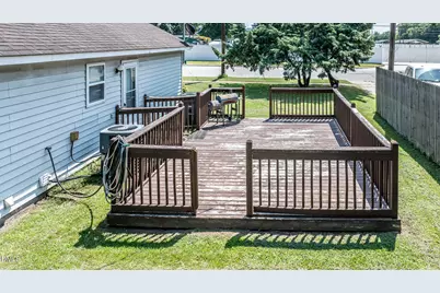 310 S Webb Street, Selma, NC 27576 - Photo 26
