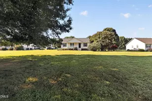 116 Little River Dr, Zebulon, NC 27597 - Photo 2
