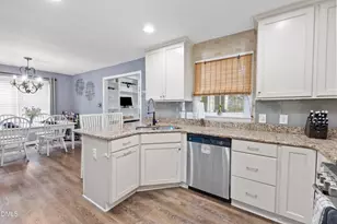 4613 Ellsmere Ln, Raleigh, NC 27604 - Photo 16