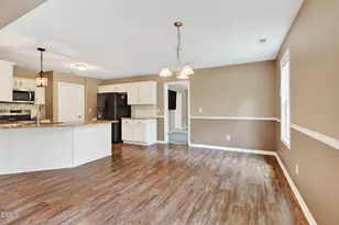 235 Highcroft Cir, Benson, NC 27504 - Photo 10