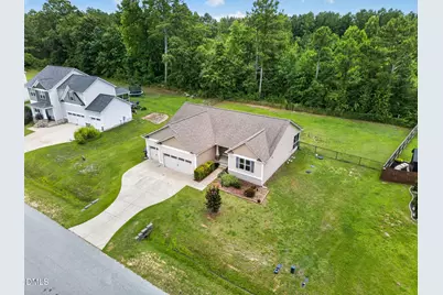 235 Highcroft Circle, Benson, NC 27504 - Photo 28