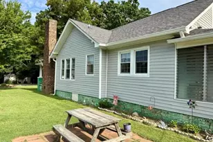 200 N 7th St, Mebane, NC 27302 - Photo 4