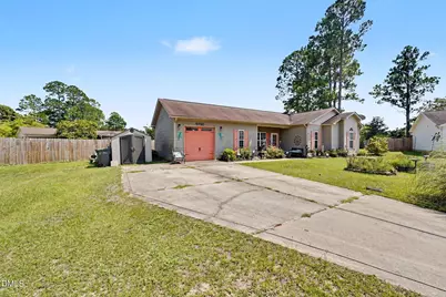 6190 Birchbrook Drive, Hope Mills, NC 28348 - Photo 2