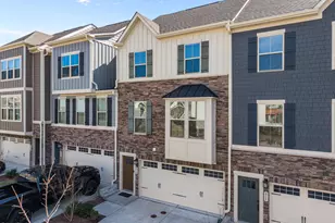 816 Channing Park Cir, Cary, NC 27519 - Photo 4