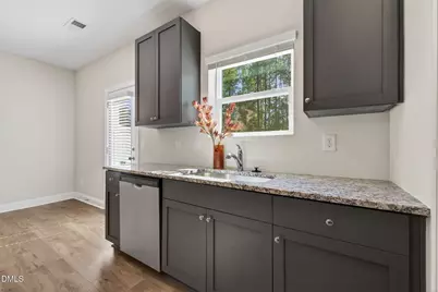 424 Barrington Ky Drive, Zebulon, NC 27597 - Photo 8