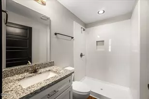 202 S Main St, Warrenton, NC 27589 - Photo 6