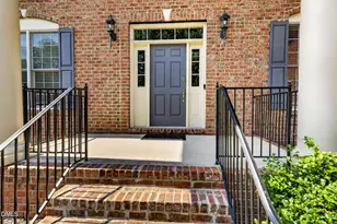 10618 Tarton Fields Cir, Raleigh, NC 27617 - Photo 4