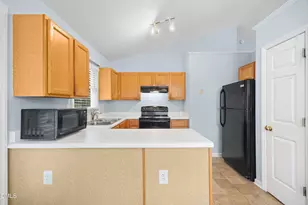 6 Bentwood Pl, Durham, NC 27703 - Photo 14